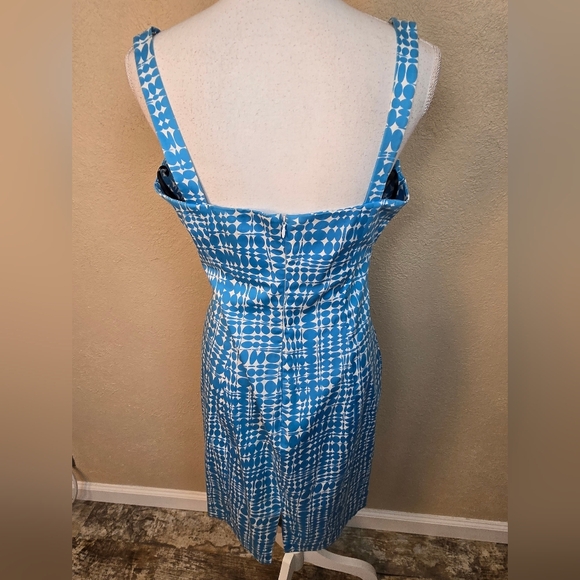 Calvin Klein Sky Blue and White Patterned Dress Size 12 (6106) - Picture 3 of 4